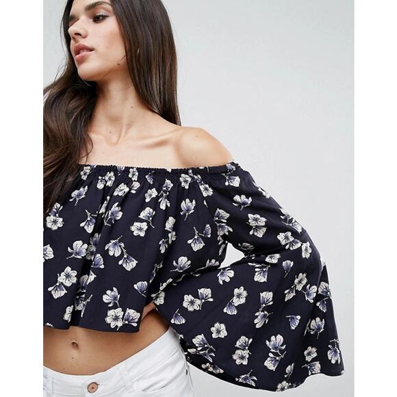 LF Love Floral Bardot Flutter Top Navy Print Size Small New - Picture 9 of 9